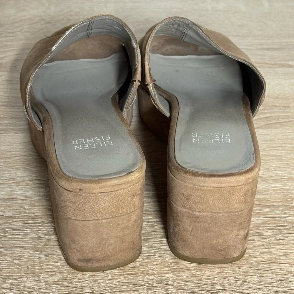 Eileen Fisher Dana-Nu Size 7 Beige Suede Platform Sandals Sliders
